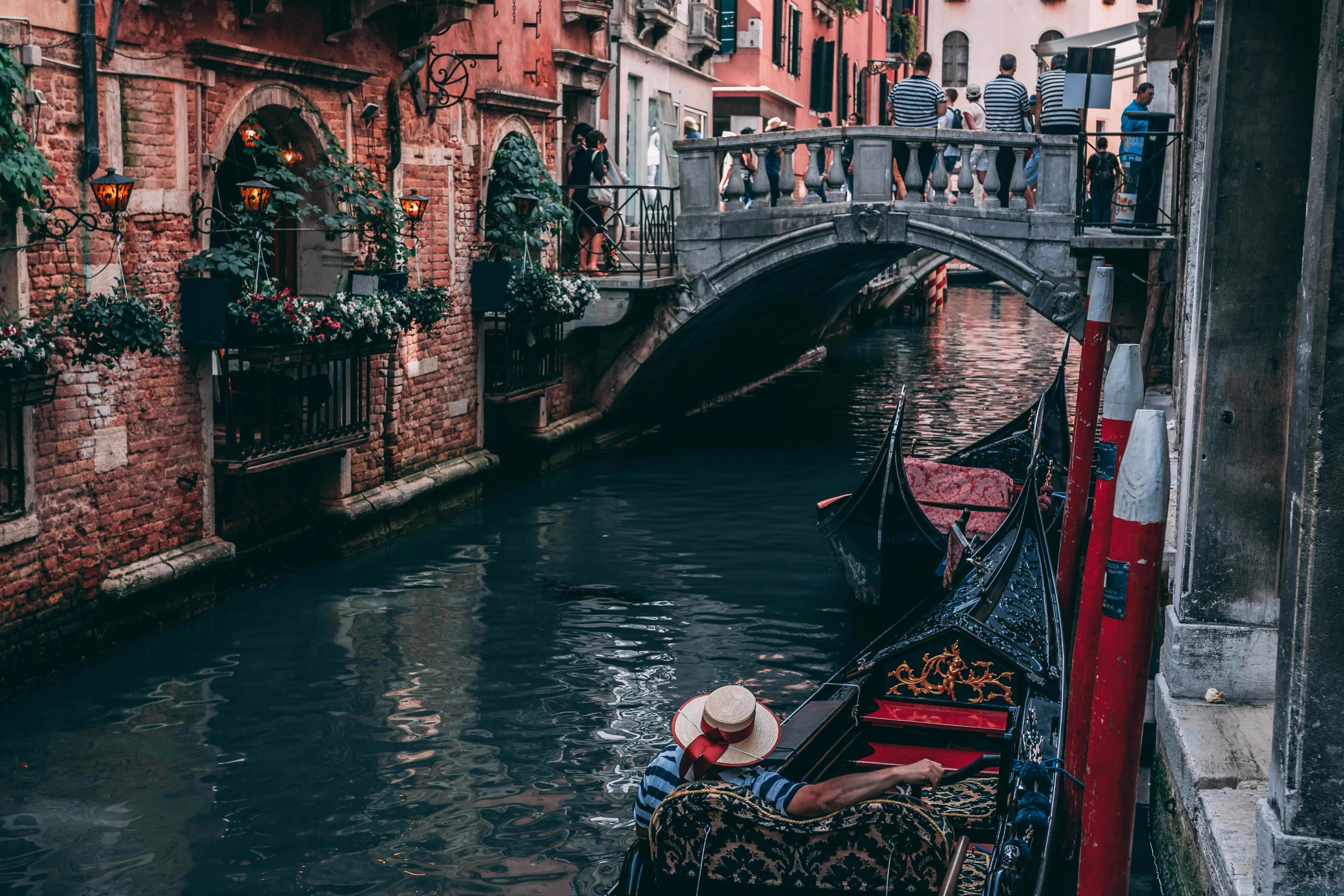 Venice Travel Guide: A City Like No Other